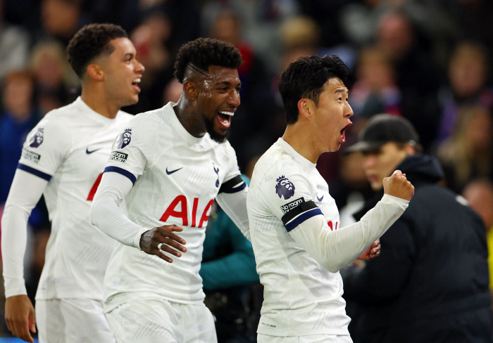'EPL 전설들 사랑 독차지' 손흥민, 네빌-캐러거 선정 '베스트11 선…