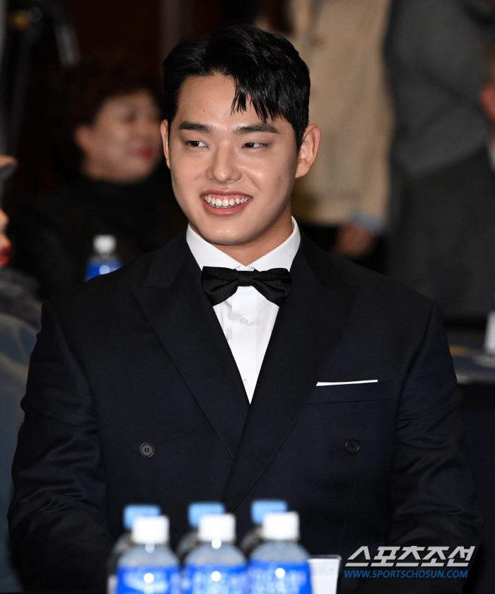 '천재' 이정후-강백호 이후 명맥이 끊겼다, 올해도 대어급 넘쳐나는데…6…