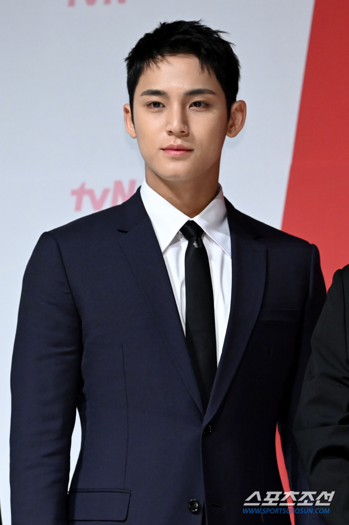 '나나투어' 세븐틴 민규 "여권 분실 사태..도겸, 내 티켓으로 입장"