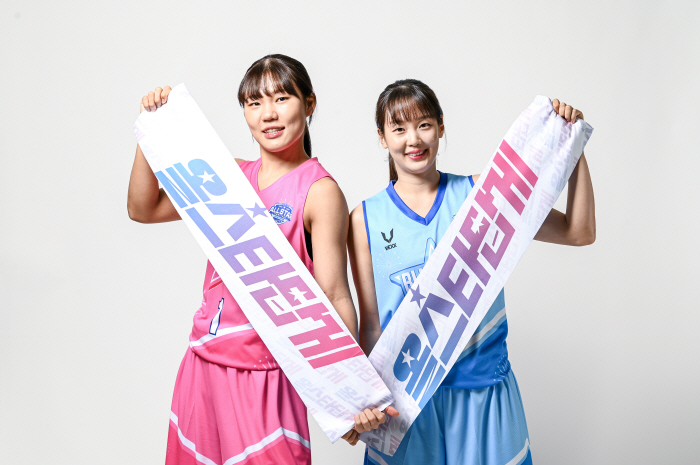 올스타 팬투표 1~2위 박지현-신지현, 올스타전 유니폼 모델로 변신