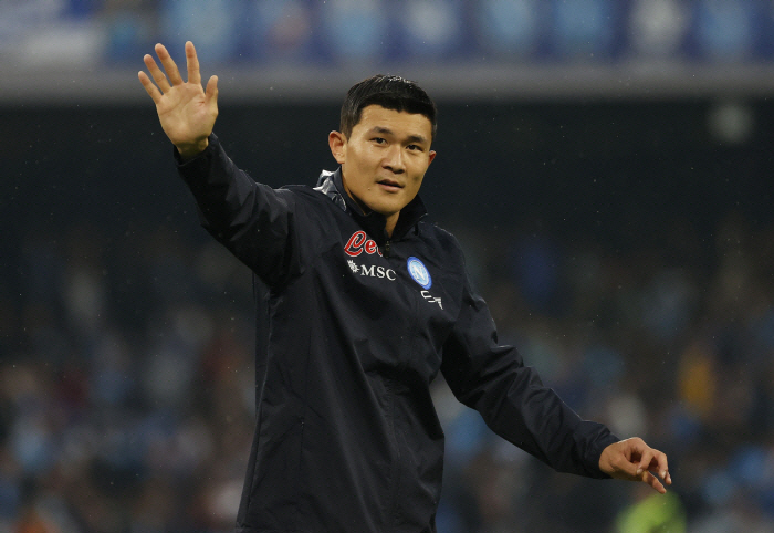 '발롱도르 22위 KIM이 없다' FIFA 월드 베스트11 후보 발표..…