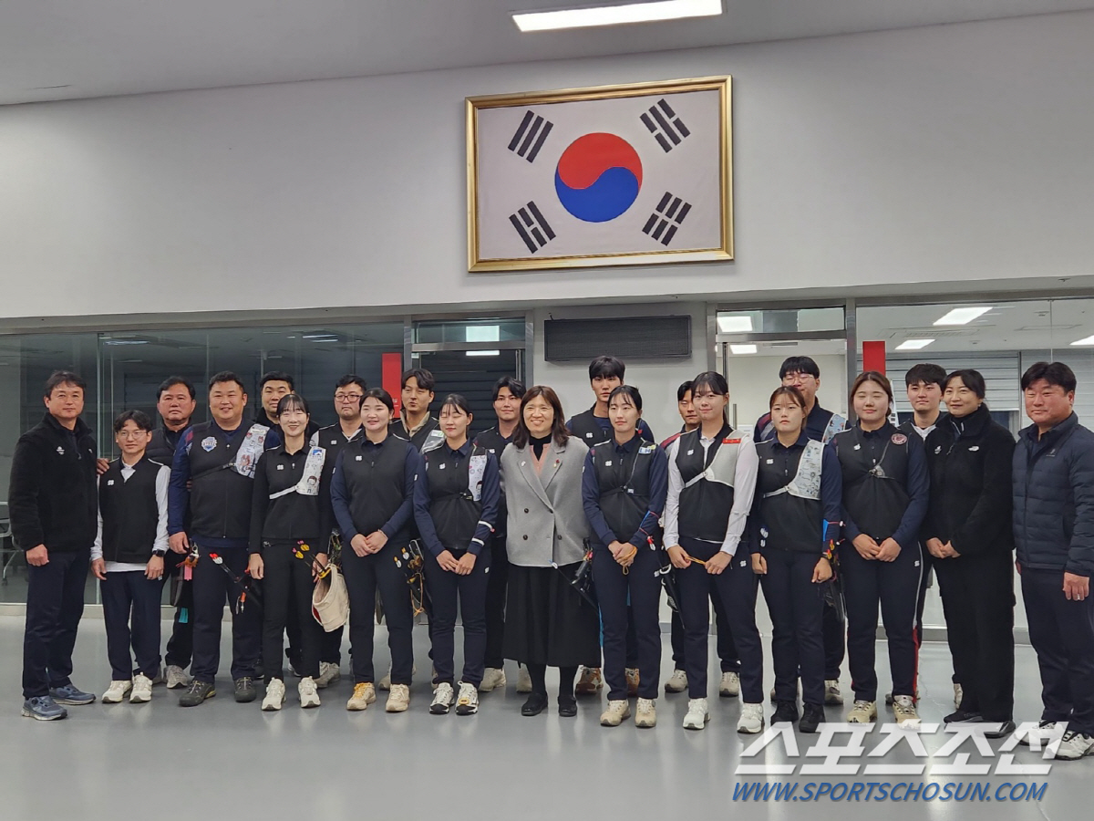 "저도 체육인입니다" 장미란 차관 '문체부 카르텔' 논란 일축한 한마디