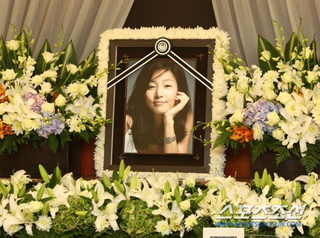 "생전 딸의 뜻"…故 장진영 아버지, 우석대 5억 원 기부