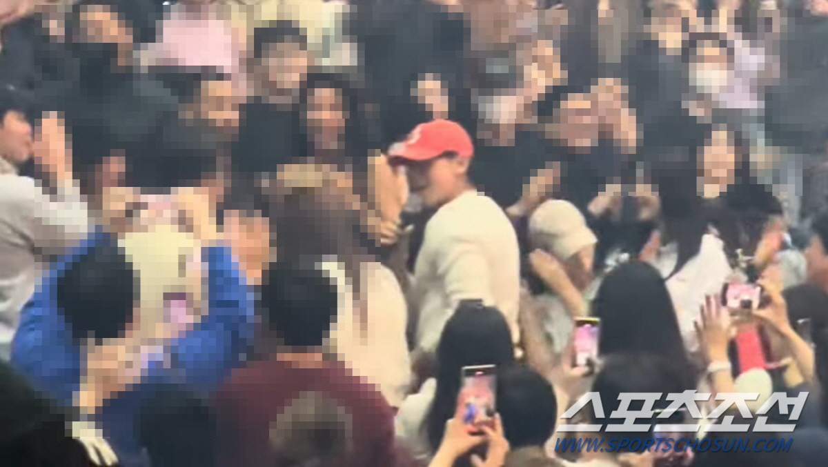 박진영, 콘서트 中 객석에서 '비♥김태희 부부' 발견하고 깜놀