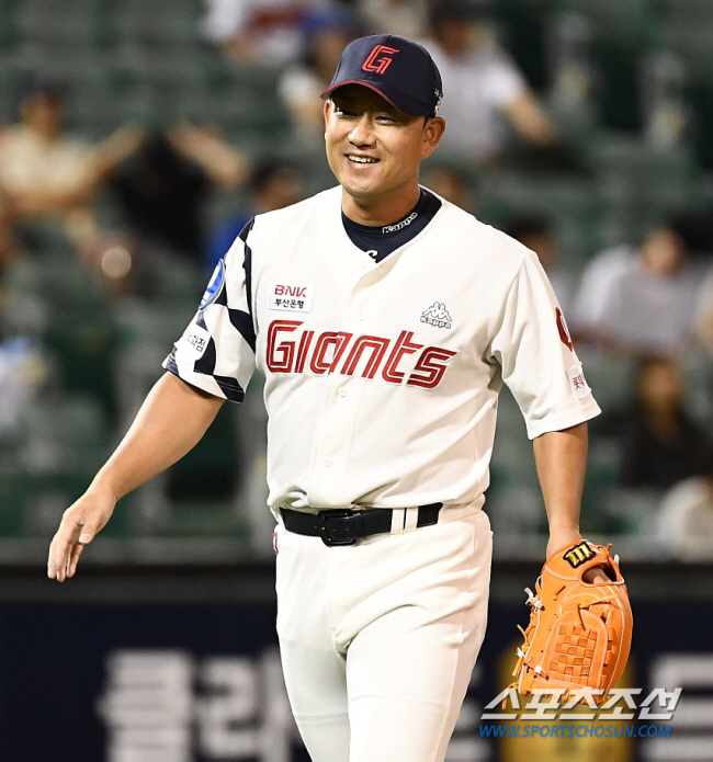 사실상 FA 효과? '2년 8억' 임창민보다 어린 왕년의 홀드왕, 새 시…
