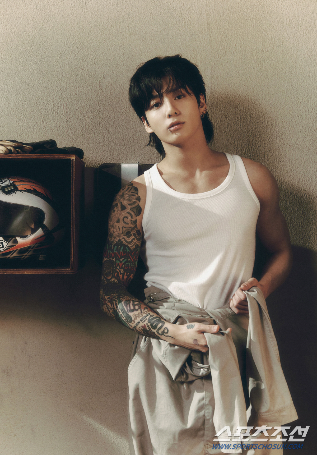 방탄소년단 정국, 英 오피셜 메인차트 재진입…'GOLDEN', K-팝 솔…