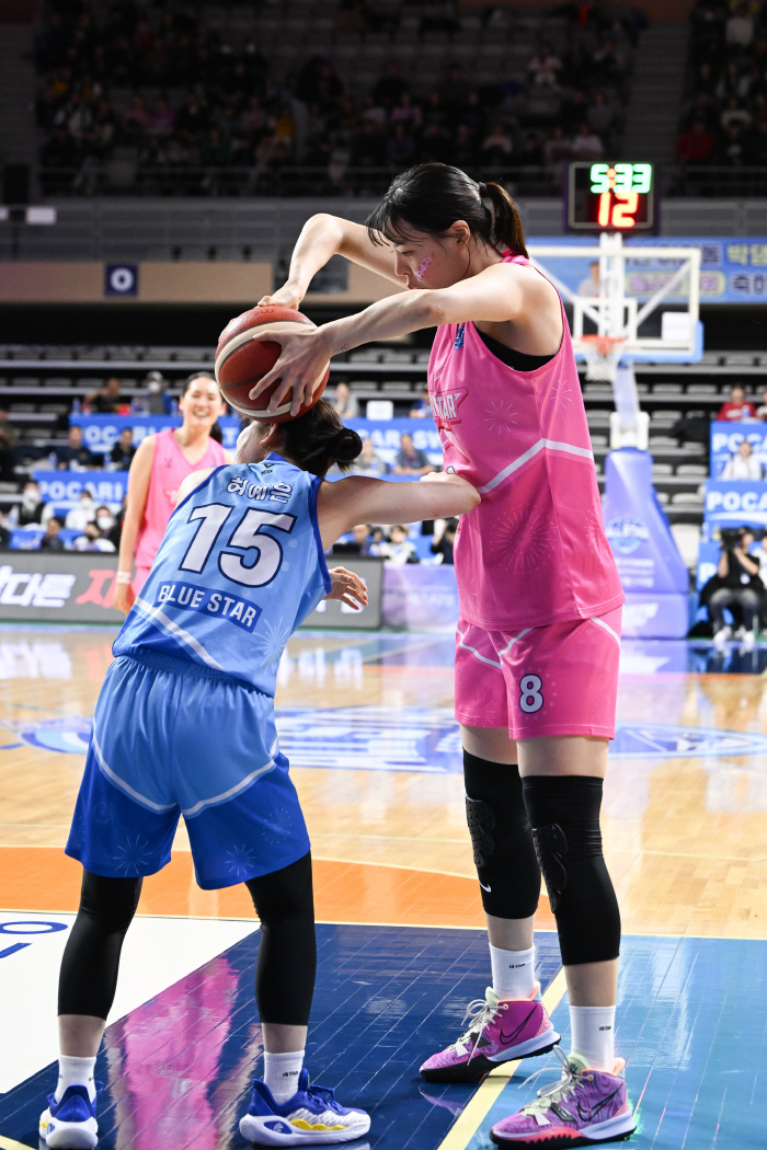 MVP 박지수+핑크스타 승리. 승패보다는 완벽한 축제의 장. WKBL 올스타전 선수-코칭스태프-팬 어우러짐 한마당