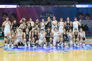 WKBL 올스타 역사상 첫 한-일 라이징 스타 친선전. 일본 44대35 승리.