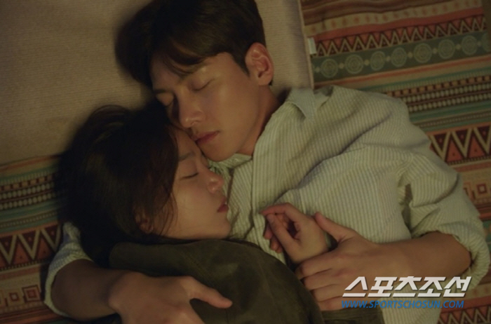 [종합]신혜선, '미스 캐스팅·흥행 부진' 극복…'막장·MSG·마라맛' …