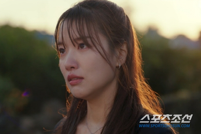 [종합]신혜선, '미스 캐스팅·흥행 부진' 극복…'막장·MSG·마라맛' …