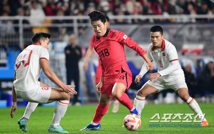'역시 골든보이' AFC도 인정했다, '박지성 후계자' 이강인, 아시안컵…