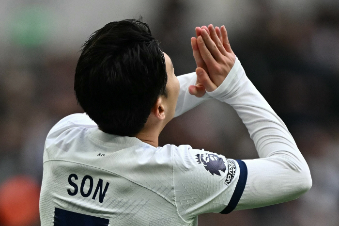 벌써 '실수 모음집' 등장...토트넘, 'SON 대체자' 베르너 영입 임…