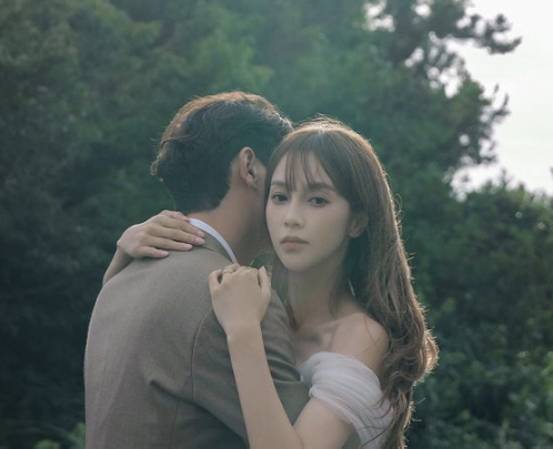 아유미, "소중한 생명 저희 부부에게 찾아와..올해 6월 출산 예정" […