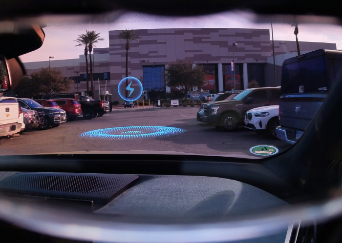 BMW그룹, CES2024서 증강현실 글래스, 오퍼레이팅 시스템 등 선보…
