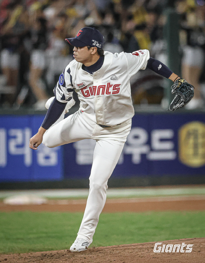 '107홀드 필승조→106sv 마무리' 가을야구 의지 이어간다. 봄을 기…