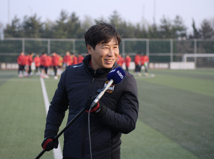[인터뷰]500경기 달성했던 철인 김기동의 무한도전 "내 인생의 99%는…