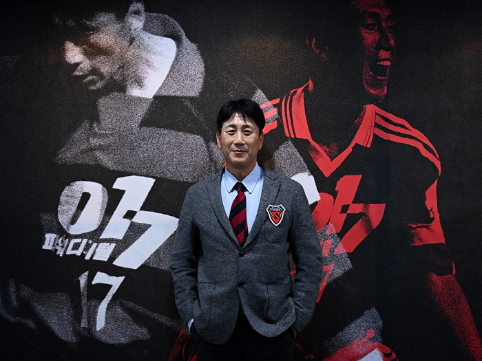 2022년 3위→2023년 2위→주전 싹 바뀐 포항, 박태하 감독 K리그…