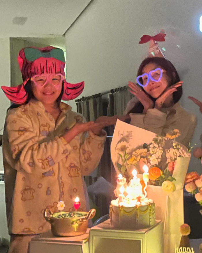 윤혜진, 생일에 결혼한 여자 "♥엄태웅 로맨티스트? 밉상 문자 많이 오네…
