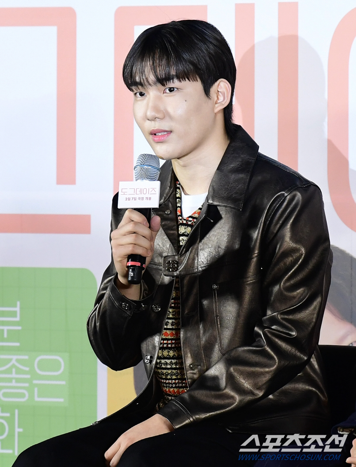 [SC현장] "우리 케미 '개' 좋아"…윤여정-유해진, '도그데이즈'로 …