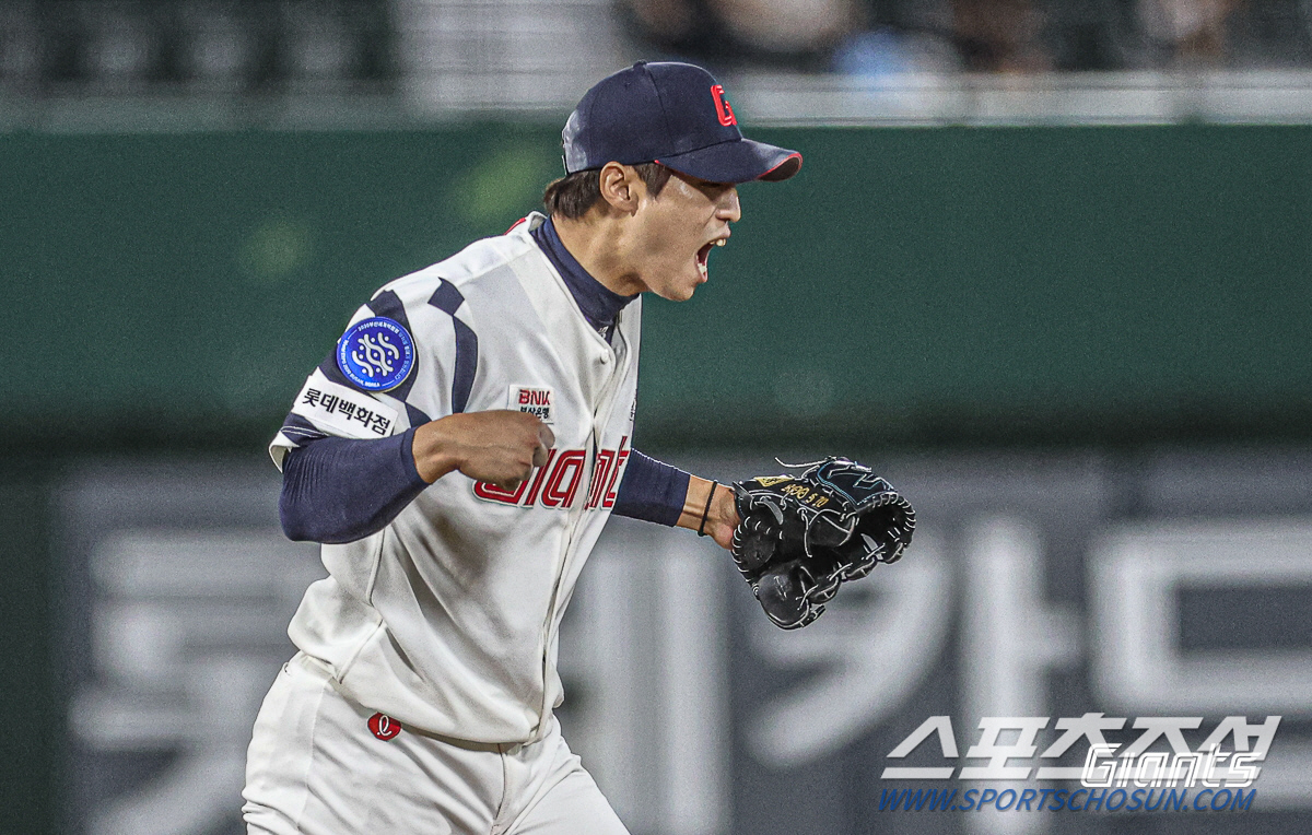 'KBO 최초 대기록+FA 대박' 두마리 토끼 정조준→야외 피칭 열정 "…