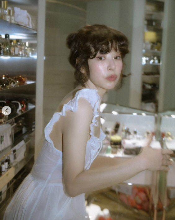 '6살 연하♥' 서정희, 파격의 시스루 원피스.."우리 집에서.."