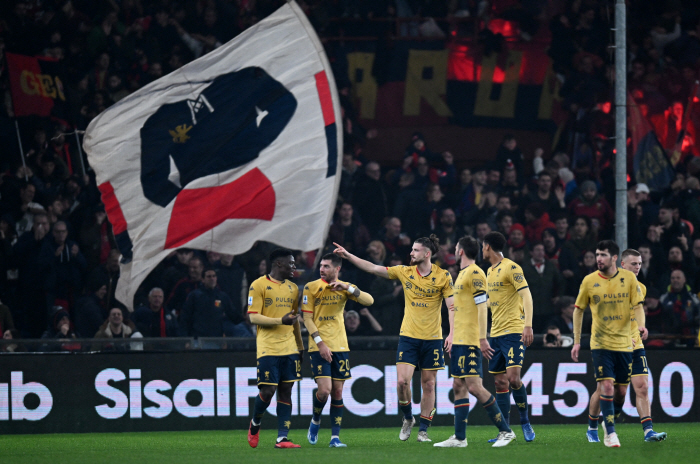 '뮌헨 거절하고 EPL? 어린 시절 꿈이었다' 드라구신, 토트넘 메디컬 …