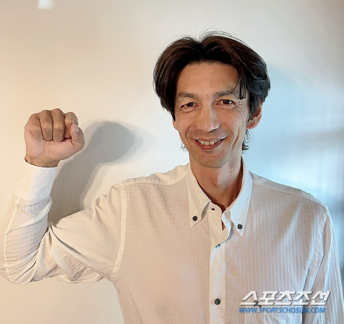 "빠른 포수 성장 적임자"…'日 코치 영입' SSG, 배터리 파트 보직 …