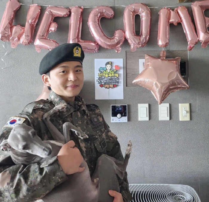 최명길, 전역한 둘째 아들 위해 홈파티…더 훈훈해진 '배우 비주얼'