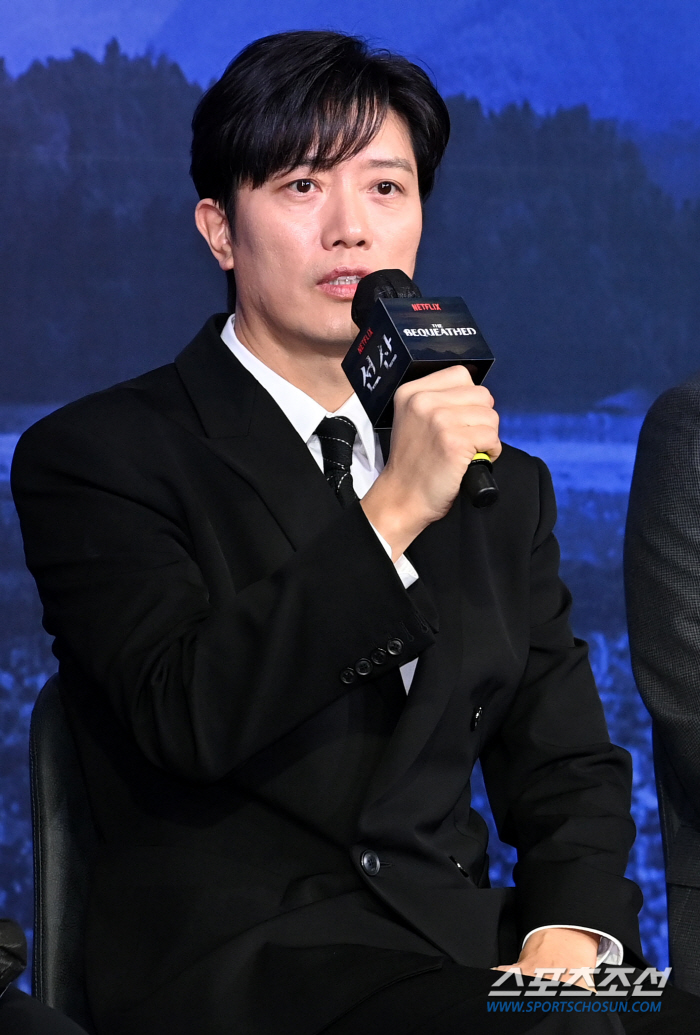 '선산' 박희순 "'트롤리' 이후 김현주와 또..'원 플러스 원' 의심"