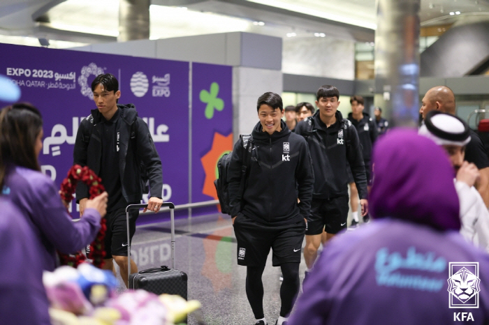 "황희찬이 없네!" 손흥민+이강인+김민재+김진수, 아시안컵 예상 베스트 …