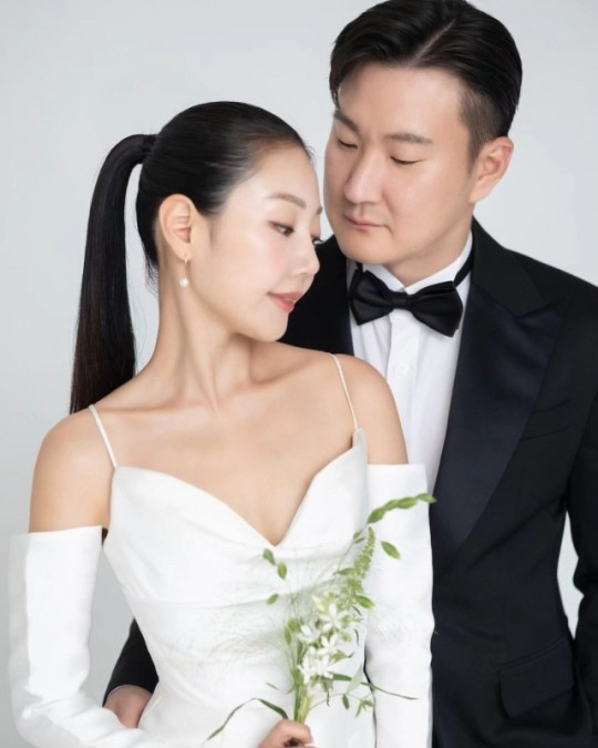 '나솔' 15기 광수♥옥순 오늘(15일) 결혼.."사회에 갚으며 살겠다"…