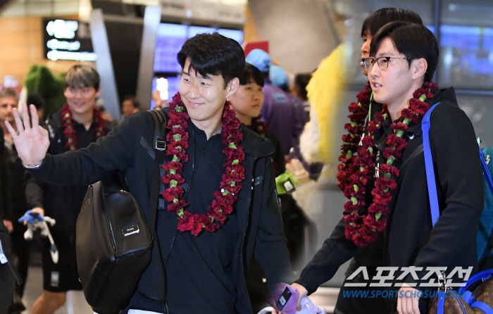한국 대표팀에 '역대급 관심' 쏟아지는 이유 → 캡틴이 SON, 감독은 …