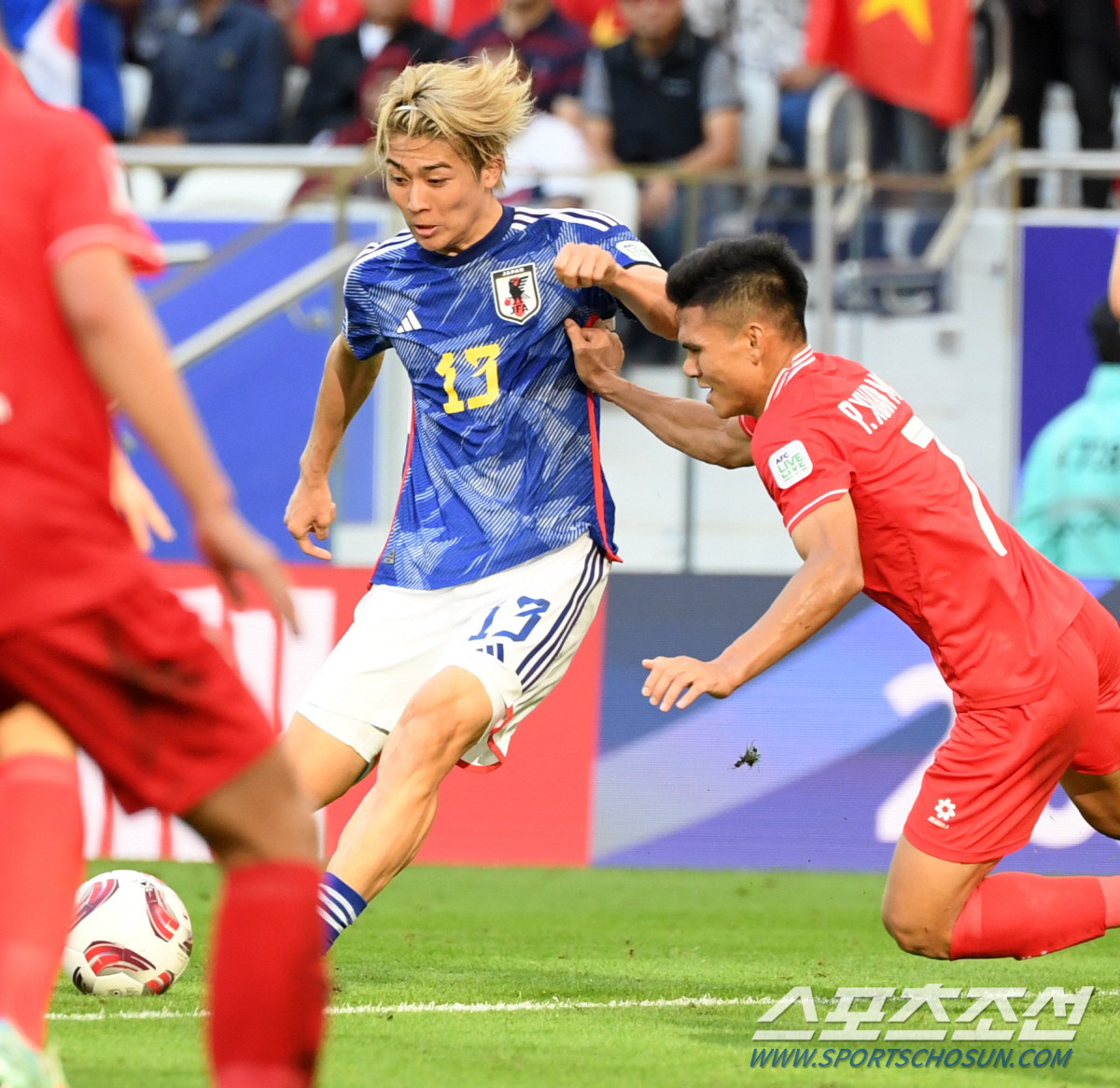 [카타르 현장리뷰]'참사 피했다' 우승후보 日, '구보 마법 패스' 베트…