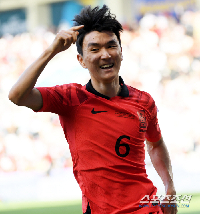 [아시안컵현장리뷰]'이강인 2골! 황인범 1골-1도움' 클린스만호 바레인…