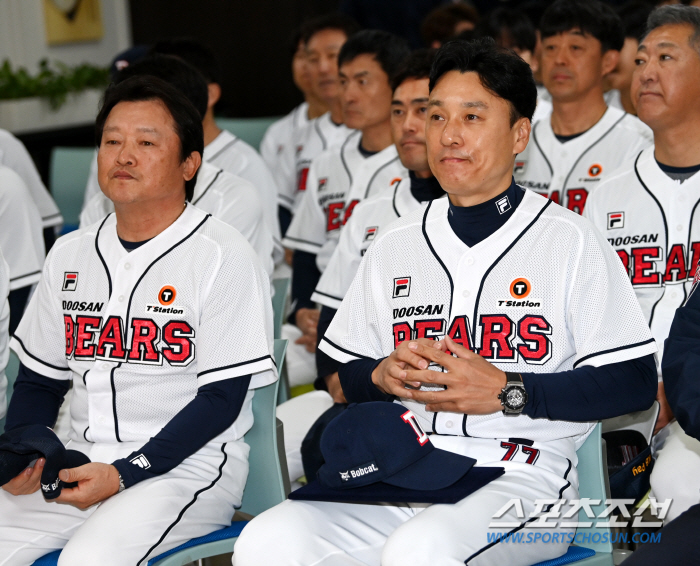 '꿈같은 현실' 세계 최고 스타들과 시범 경기라니…그런데 왜 두산만 빠졌…