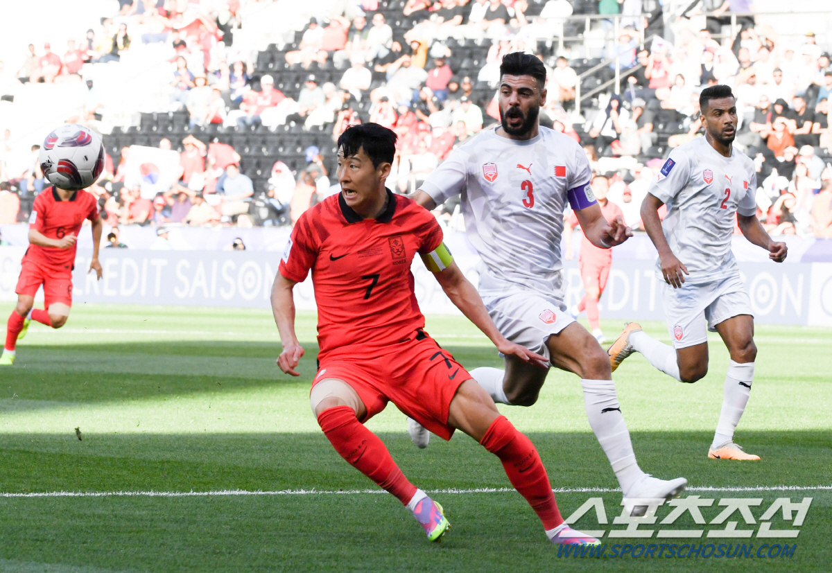英언론 SON 맹비난 → "이강인 덕분에 이겼다.. 다이빙에 마무리 미흡…