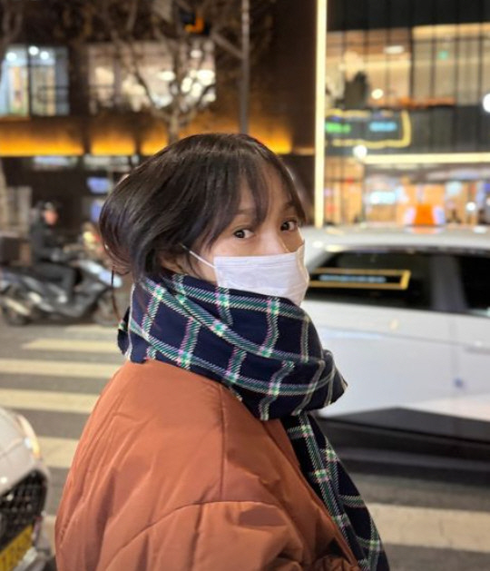 이효리, 수수한 패션도 감추지 못한 톱스타 아우라..가려도 '퀸효리'