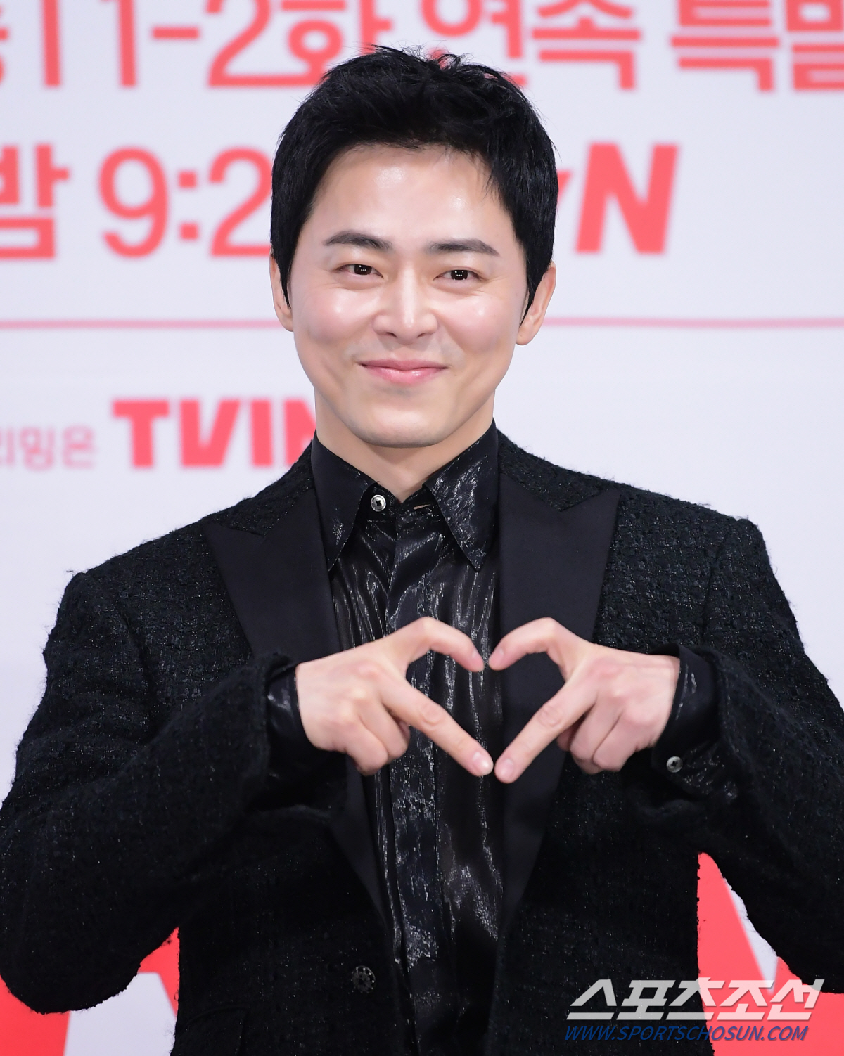 '세작' 조정석 "'관상' 초반엔 헐벗고 등장했는데, 이번엔 왕..영광"