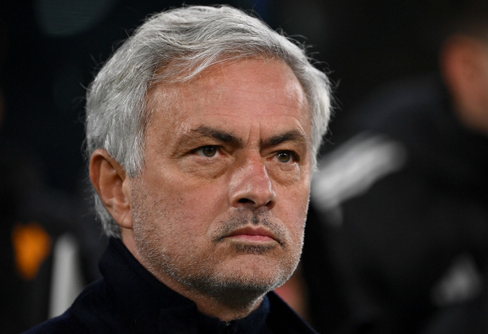 3년차 징크스에 무너진 무리뉴, 로마 이후 차기 행선지 1순위는 'EPL…