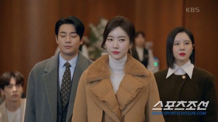 '우아한 제국' 이시강, '성접대+살인고백' 영상 공개돼…도주 예고에 복…