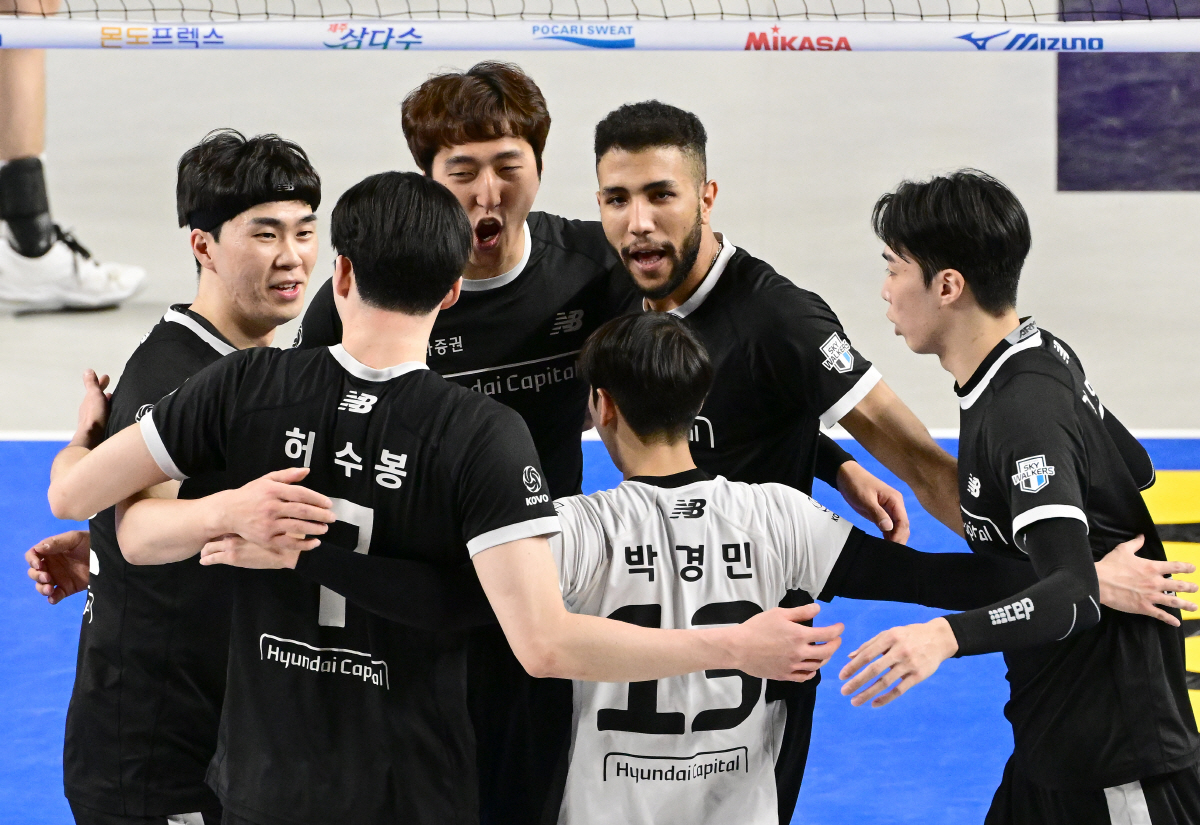 "목표? 올려야죠. 봄배구 그 이상" 7G만의 승점 실패에도 웃었다 [천…