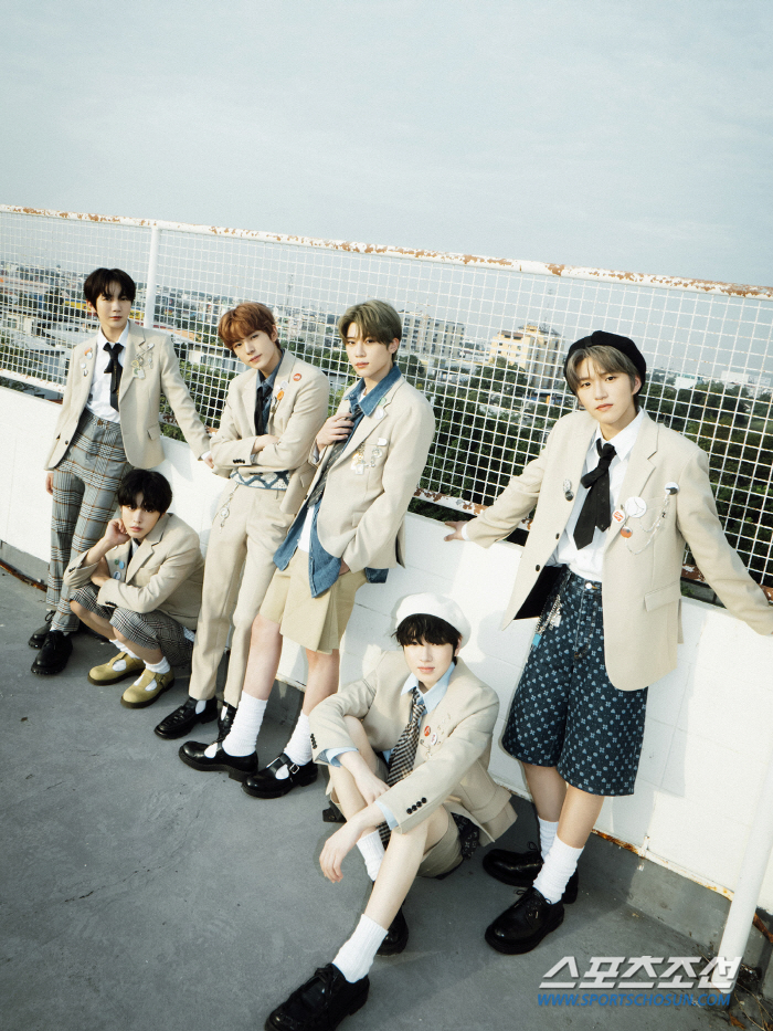 NCT 마지막팀 'NCT WISH', 2월 전격 데뷔…평균 연령 18.3…