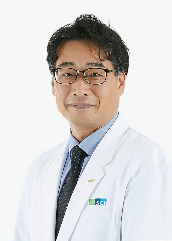중년남성 괴롭히는 '전립선비대증', 소변볼 때 불편하다면…