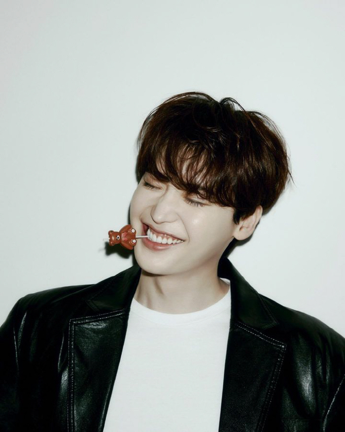 "너만 시간이 멈춘거니"..이종석 새해인사 여전히 '소년美' 뿜뿜
