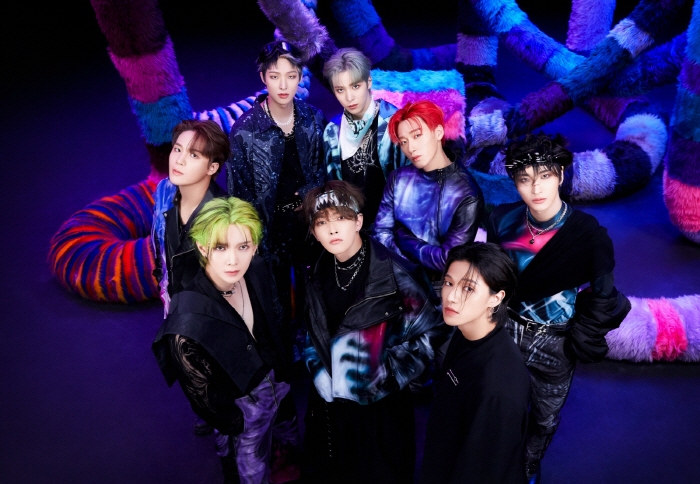 에이티즈 잘나가네! 美 '빌보드 200' 자체최장기록…코첼라+월드투어 박…
