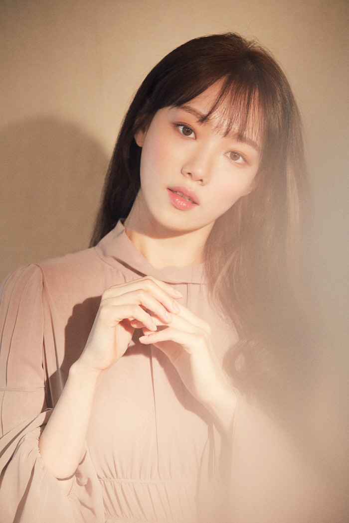 이성경, 취약노인 위해 5천만원 기부.."값지게 살아온분들 존경과 사랑"