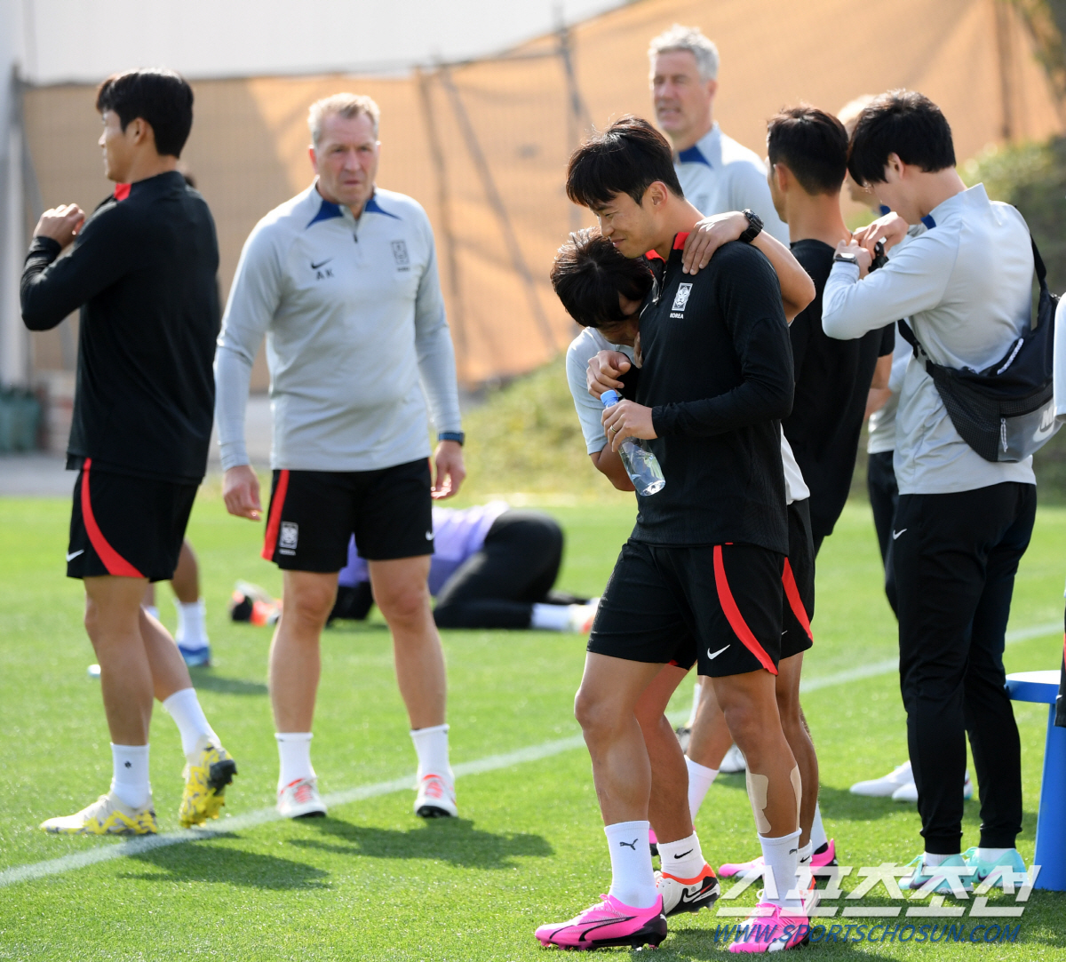 [카타르NOW]'부상' 김진수 드디어 축구화 착용, 김태환→양현준 컨디셔…