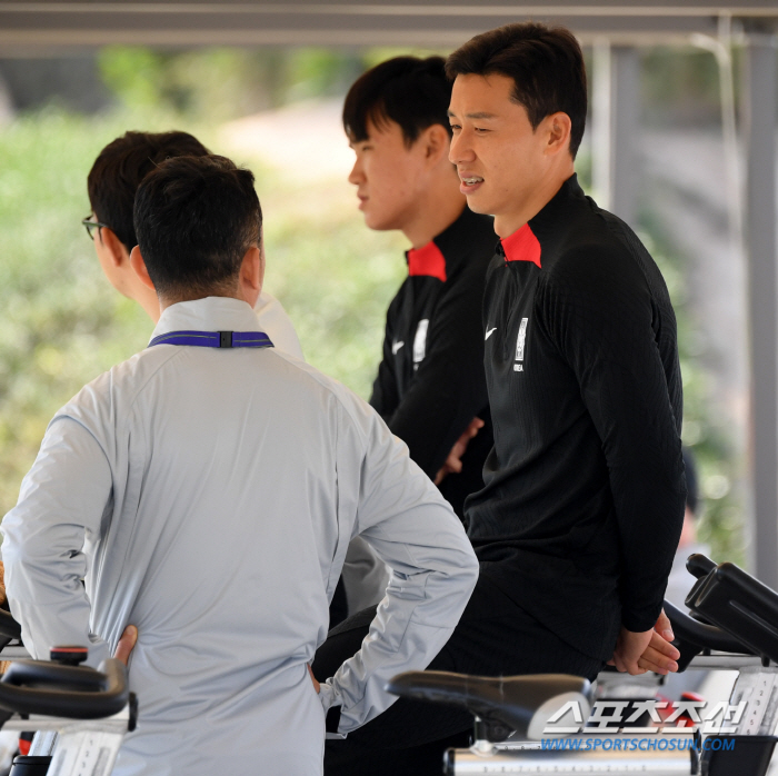 [카타르NOW]'부상' 김진수 드디어 축구화 착용, 김태환→양현준 컨디셔…