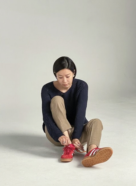 "전혜진 하세요"..故이선균 사망 22일만 소속사 전한 아내 근황