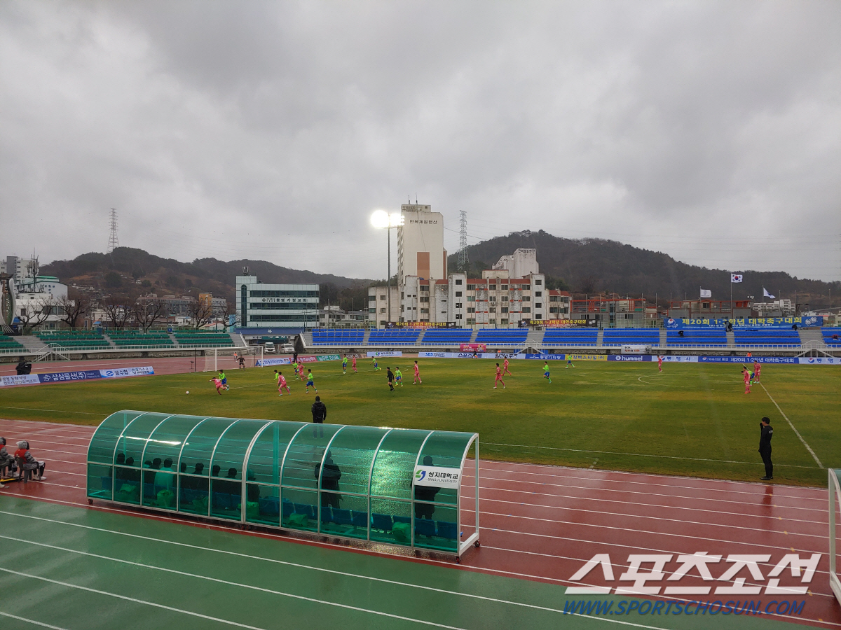 '연장혈투+수중전' 용인대, 상지대 꺾고 통영기 통산 3회 우승 위업